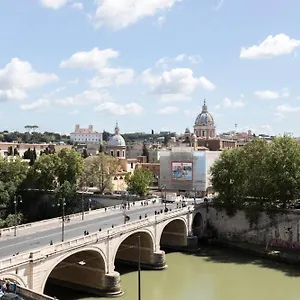 Aparthotel Sonder — Prati Lungotevere, Roma